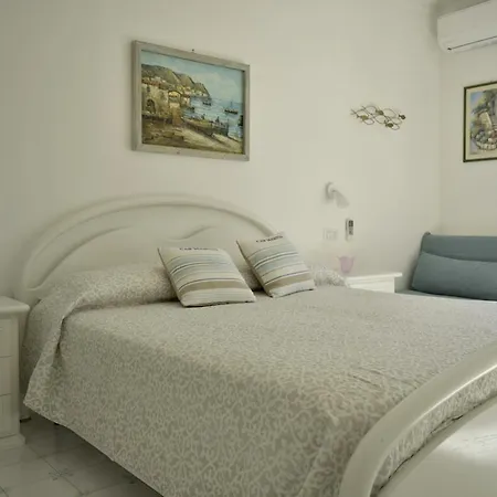 Bed & Breakfast Capri Love *