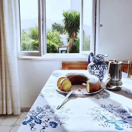 Capri Love Bed & Breakfast *
